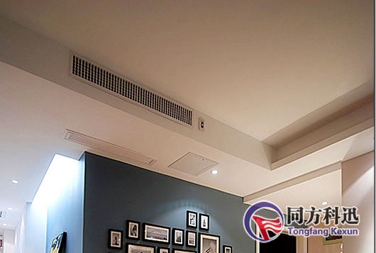 中央空調風管機